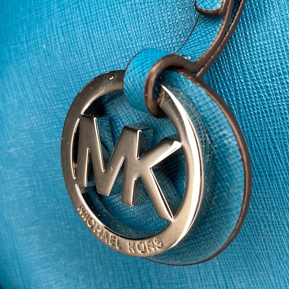 Michael Kors Large Laptop Tote - Picture 4 of 9